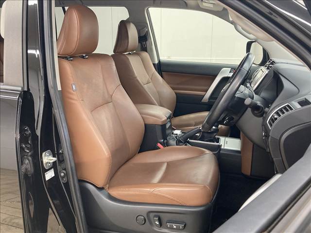 トヨタ&nbsp;ランドクルーザープラドの画像5