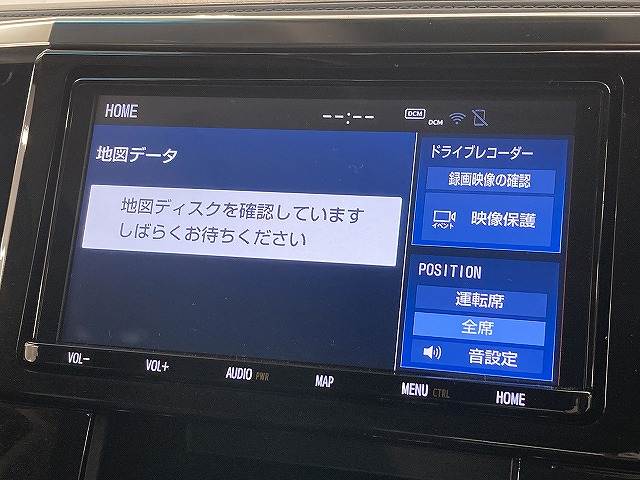 トヨタ&nbsp;アルファードの画像3