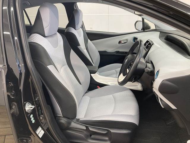 トヨタ&nbsp;プリウスの画像5