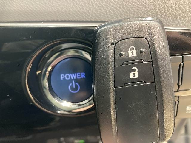 トヨタ&nbsp;プリウスの画像12