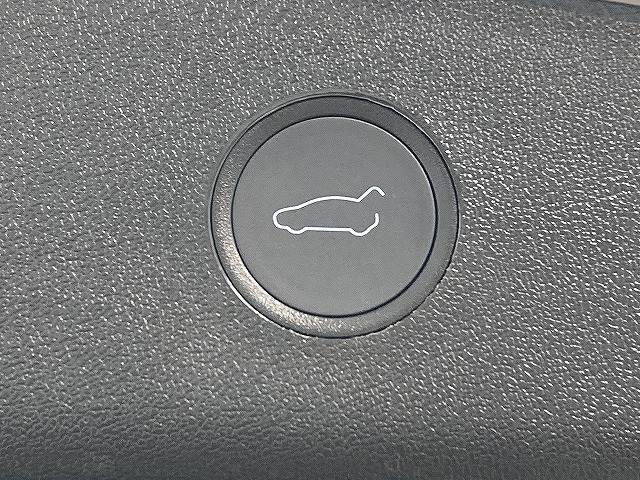 テスラ Model 3の画像8