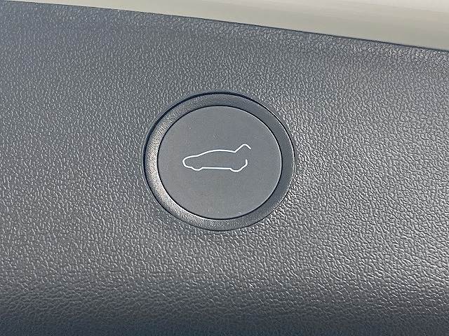 テスラ&nbsp;Model 3の画像8