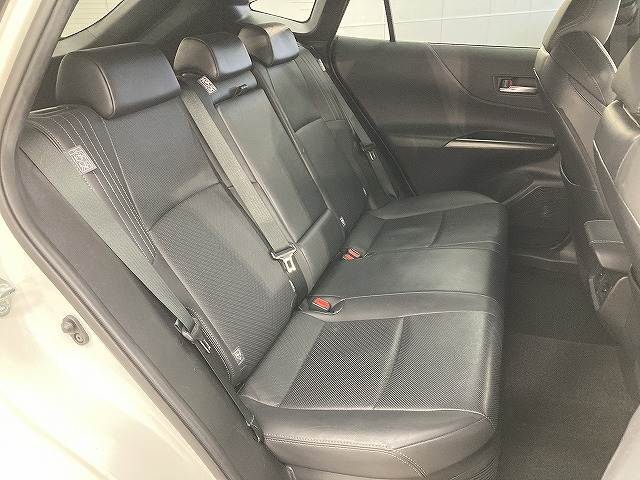 ハリアーハイブリッド□Z “Leather Package” 内装他