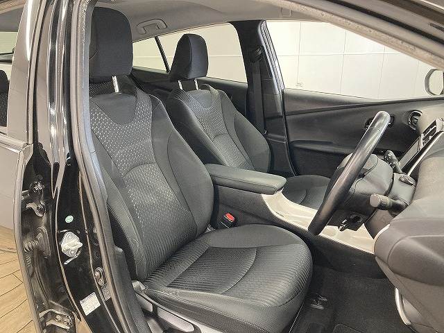 プリウスA 内装他