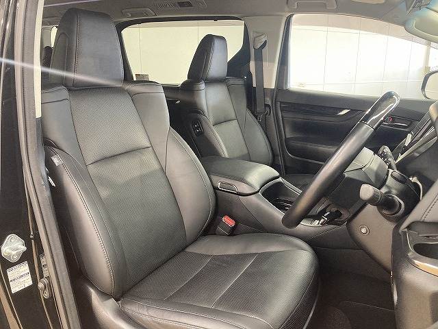 トヨタ&nbsp;ヴェルファイアの画像5