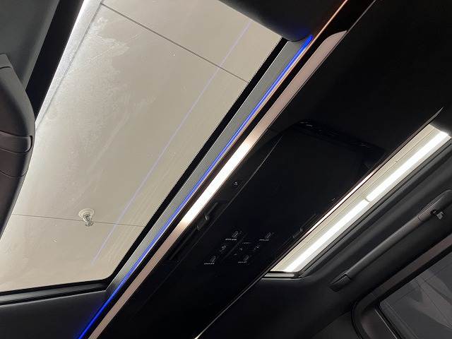 トヨタ&nbsp;アルファードの画像10