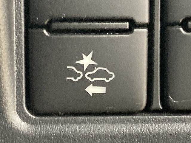 トヨタ&nbsp;エスクァイアハイブリッドの画像9