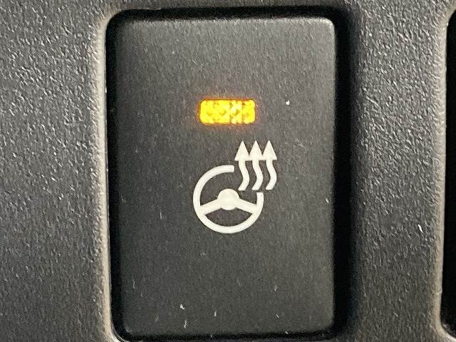 トヨタ&nbsp;エスクァイアハイブリッドの画像12