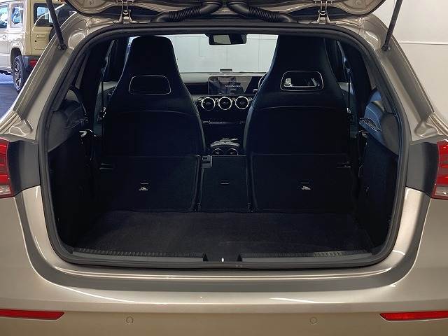 メルセデス・ベンツ A-CLASSの画像13