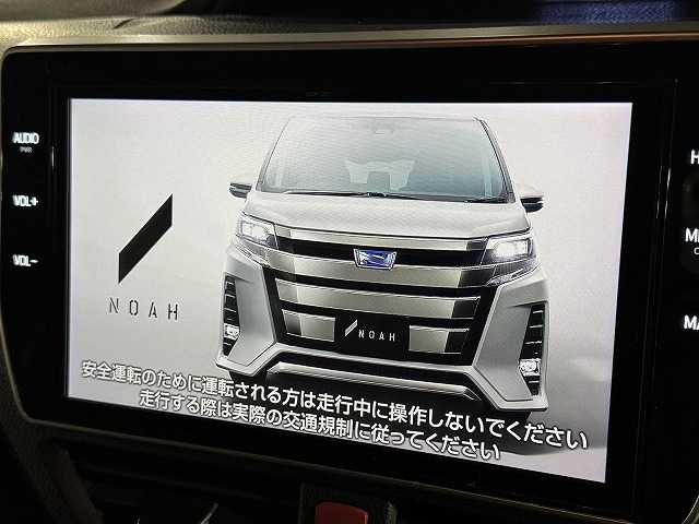 トヨタ&nbsp;ノアハイブリッドの画像3