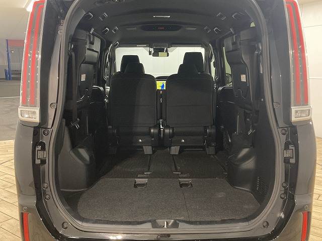 トヨタ&nbsp;ノアハイブリッドの画像13