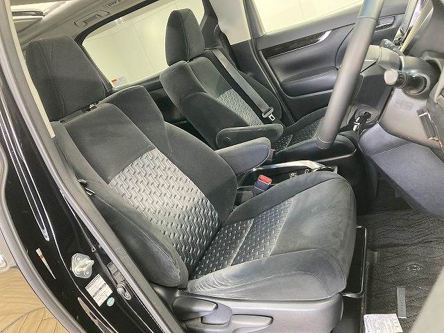 ヴェルファイア□Z“A エディション” 内装他