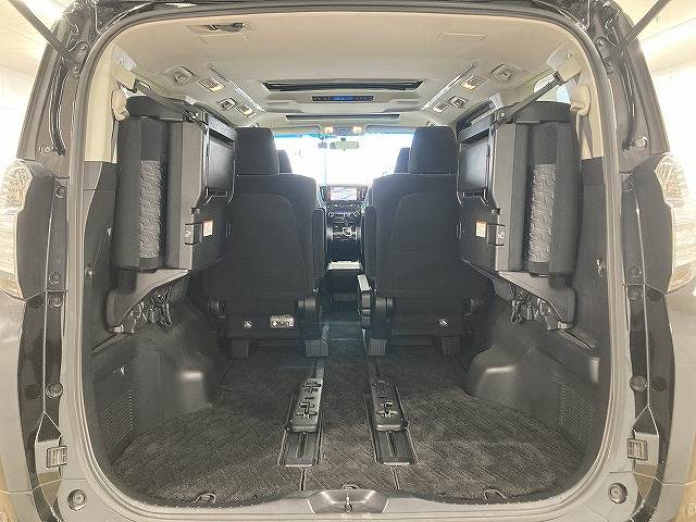 トヨタ&nbsp;ヴェルファイアの画像13