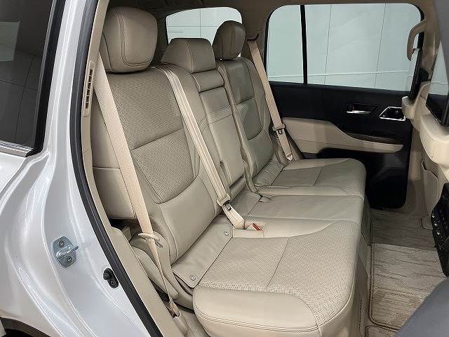 トヨタ&nbsp;ランドクルーザー300系の画像6