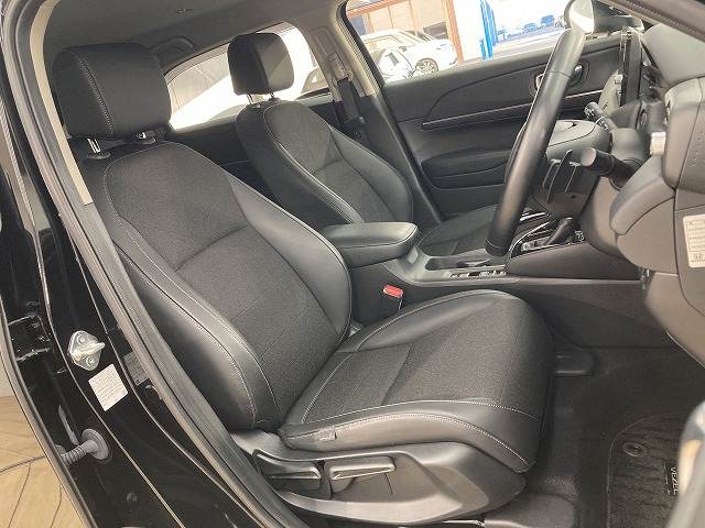 ホンダ&nbsp;ヴェゼルハイブリッドの画像5