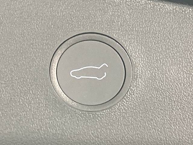 テスラ&nbsp;Model 3の画像10