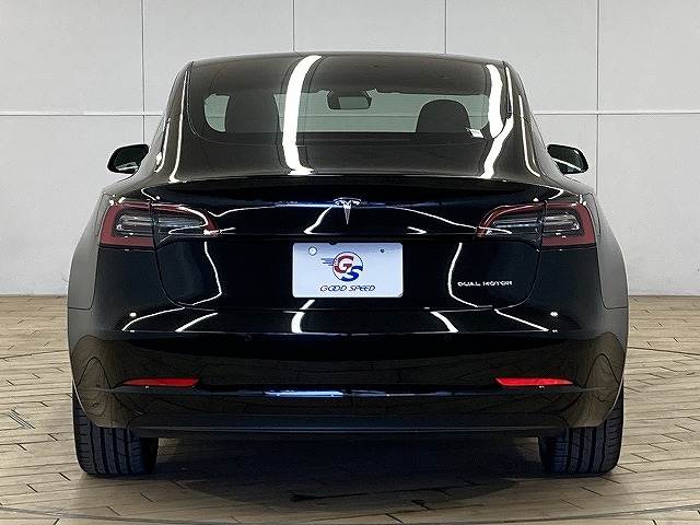 テスラ&nbsp;Model 3の画像15