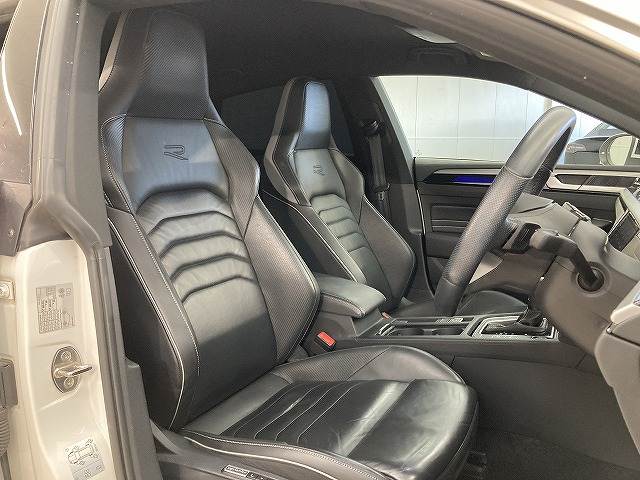 Arteon□TSI 4MOTION R-Line Advance 内装他