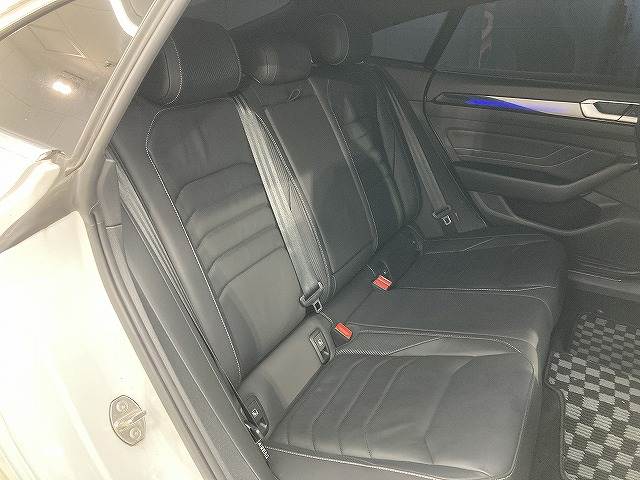 Arteon□TSI 4MOTION R-Line Advance 内装他