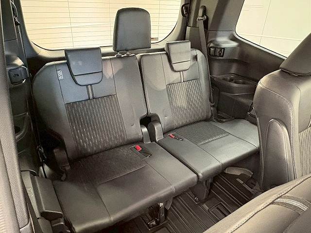 トヨタ&nbsp;ノアハイブリッドの画像7