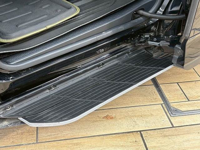 トヨタ&nbsp;ノアハイブリッドの画像9