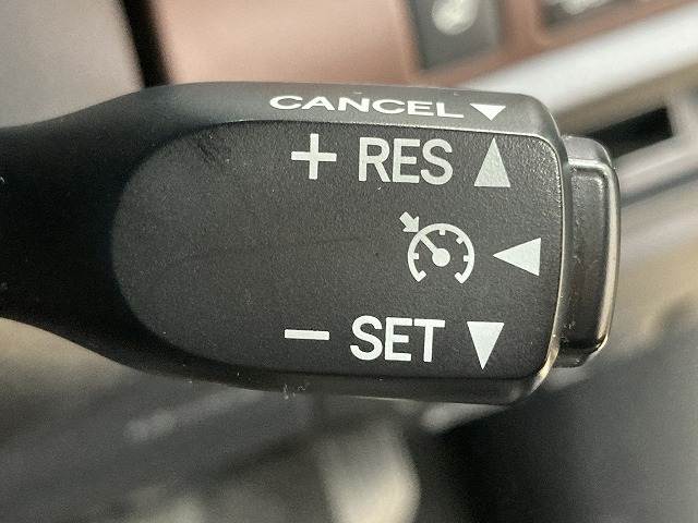 トヨタ エスクァイアハイブリッドの画像8