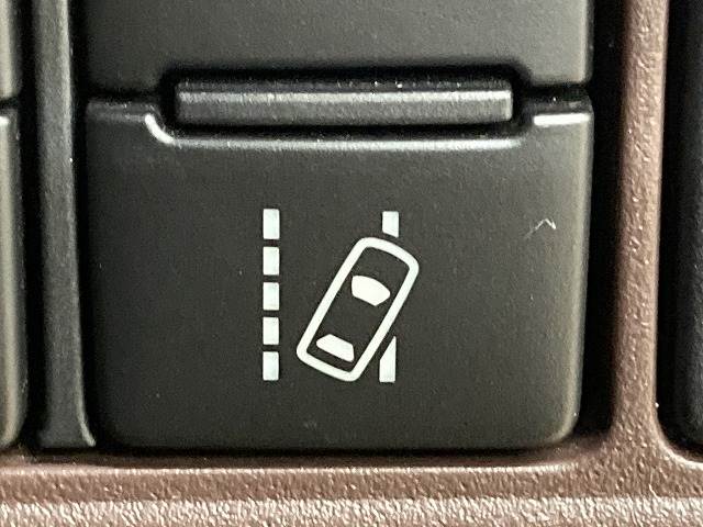 トヨタ エスクァイアハイブリッドの画像11