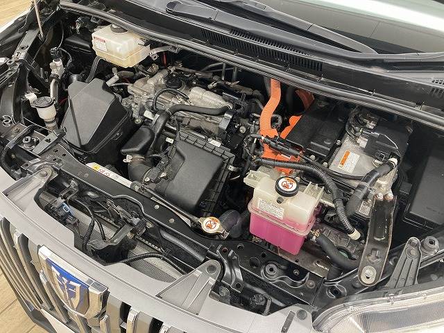 トヨタ エスクァイアハイブリッドの画像18