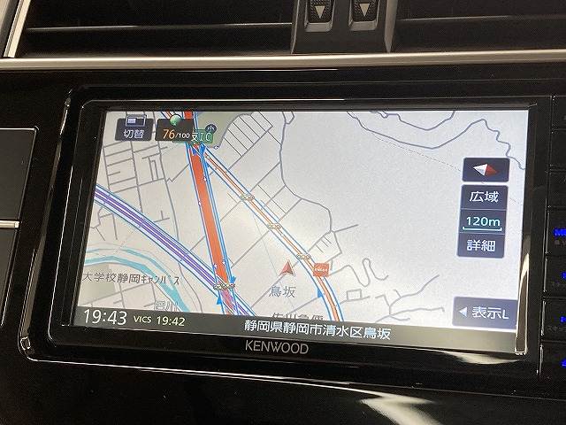 トヨタ&nbsp;ランドクルーザープラドの画像4