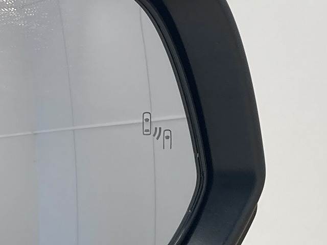 トヨタ&nbsp;ヴォクシーハイブリッドの画像12