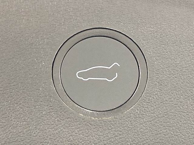 テスラ&nbsp;Model 3の画像8