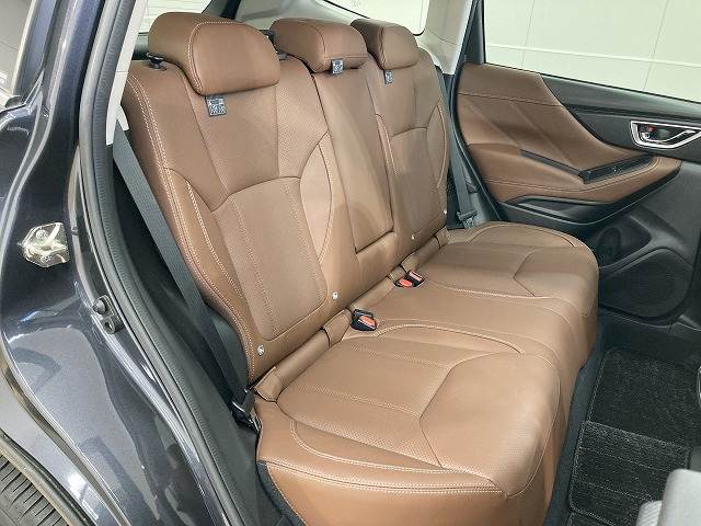 スバル フォレスターの画像6