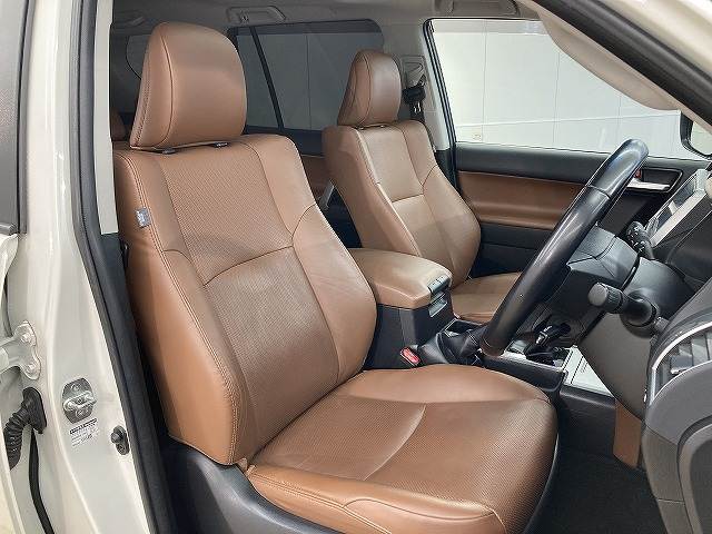 トヨタ&nbsp;ランドクルーザープラドの画像5