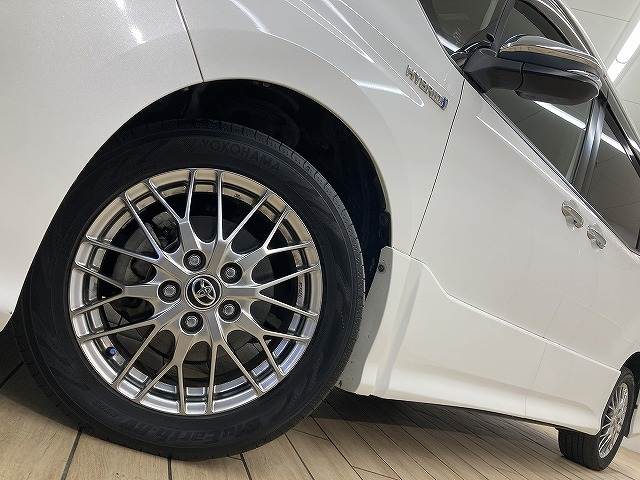 トヨタ&nbsp;ヴォクシーハイブリッドの画像19