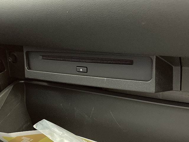 トヨタ ヴォクシーハイブリッドの画像12