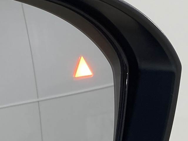 三菱 アウトランダーPHEVの画像10