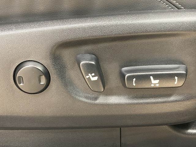 トヨタ&nbsp;ランドクルーザープラドの画像9