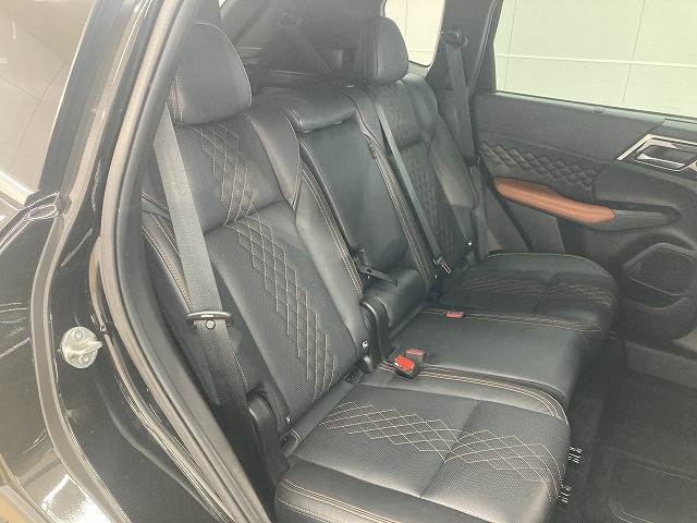 三菱&nbsp;アウトランダーPHEVの画像6