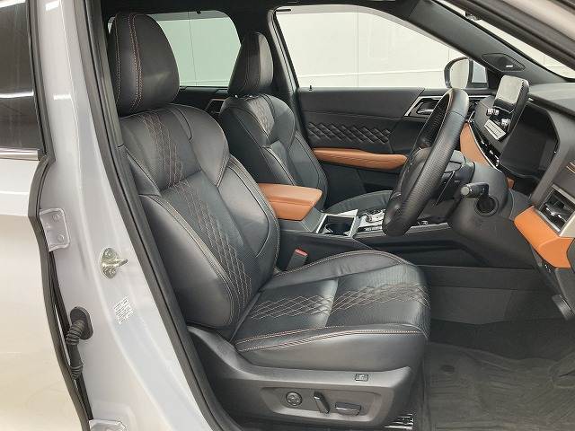 三菱&nbsp;アウトランダーPHEVの画像5