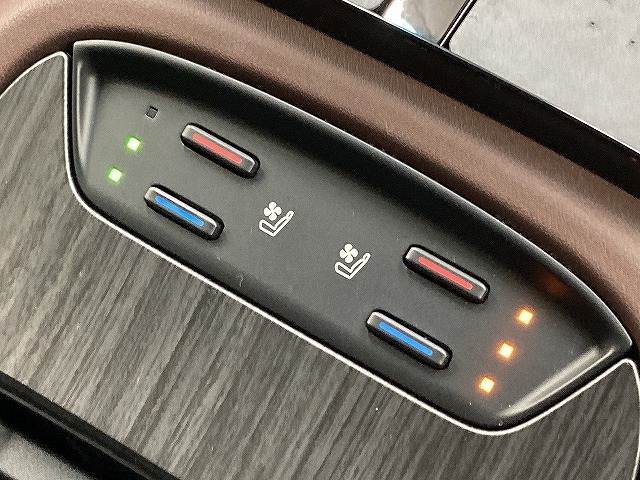 トヨタ&nbsp;ハリアーハイブリッドの画像8