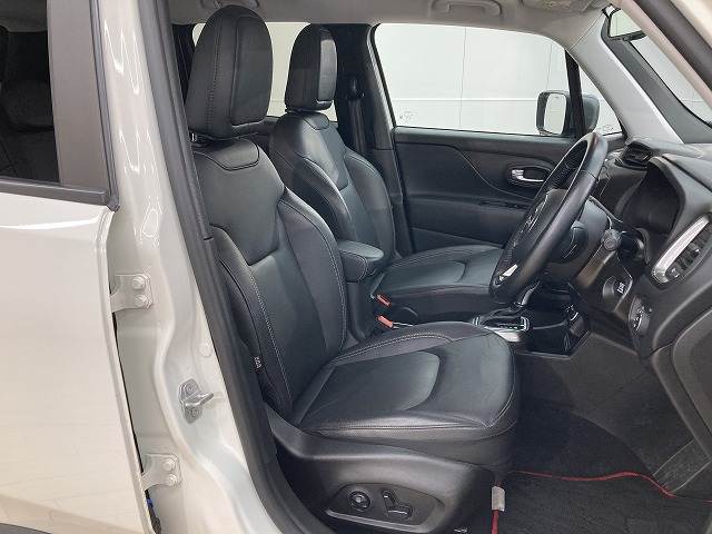 JEEP Renegade□Limited 内装他