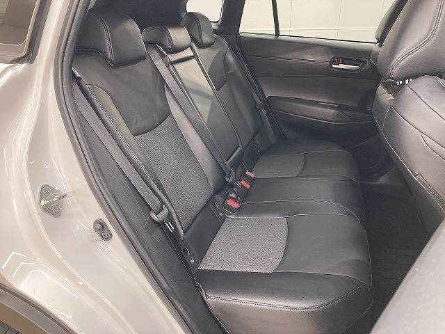 カローラクロスHYBRID Z 内装他