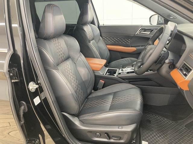 三菱&nbsp;アウトランダーPHEVの画像5