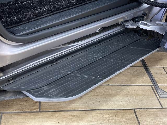 トヨタ&nbsp;ノアハイブリッドの画像12