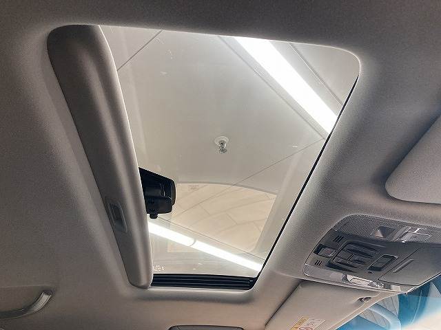 トヨタ&nbsp;アルファードの画像9