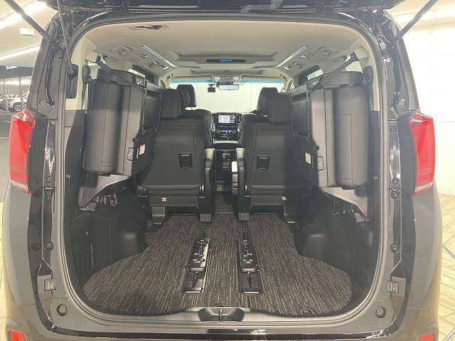 トヨタ&nbsp;アルファードの画像13