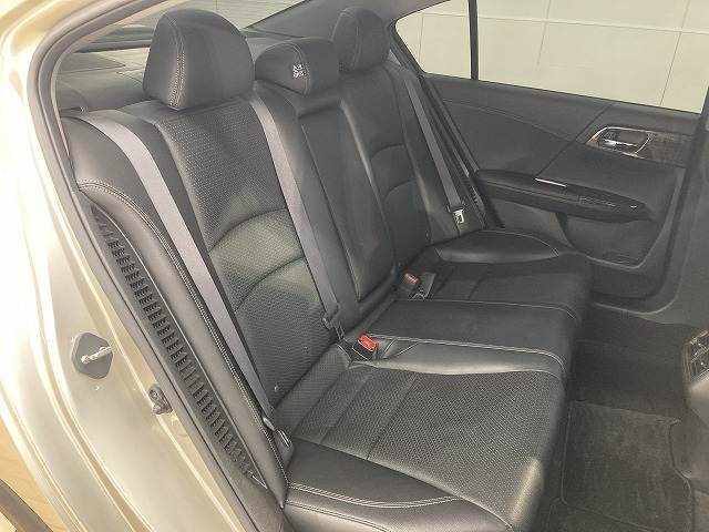 ホンダ&nbsp;アコードハイブリッドの画像6