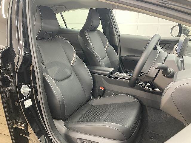 プリウスZ 内装他