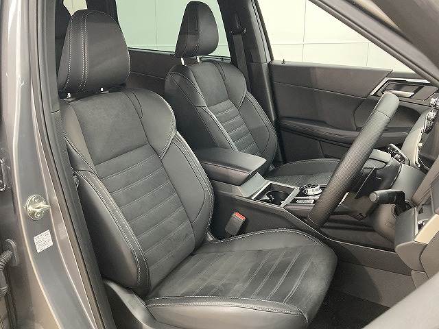 三菱&nbsp;アウトランダーPHEVの画像5