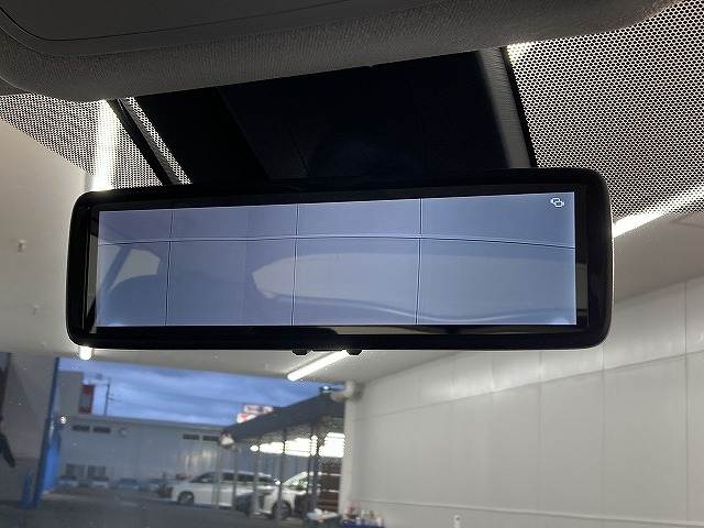 トヨタ&nbsp;プリウスPHVの画像8